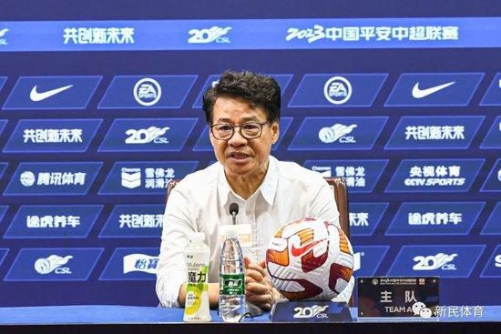 《阿斯报》消息，马科斯-阿隆索将接受手术治疗背部不适，并将因此伤停至3月初。